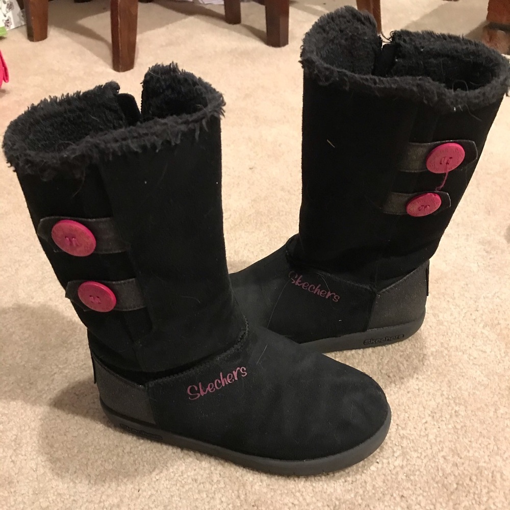 Girls black boots